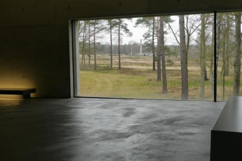 c-UWens Bergen-Belsen 08