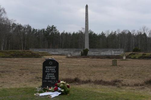 c-UWens Bergen-Belsen 26