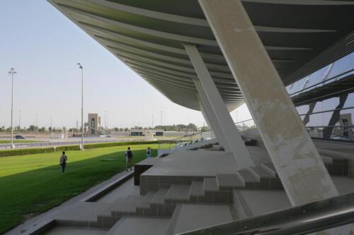 c-UWens Dubai u Co 07