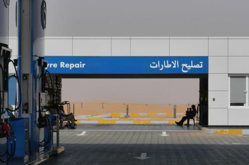 c-UWens Dubai u Co 11