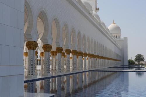 c-UWens Dubai u Co 34