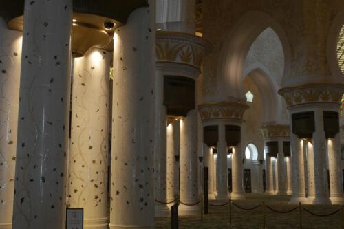 c-UWens Dubai u Co 39