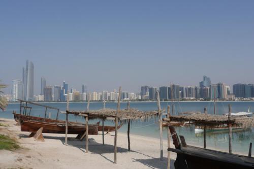 c-UWens Dubai u Co 47