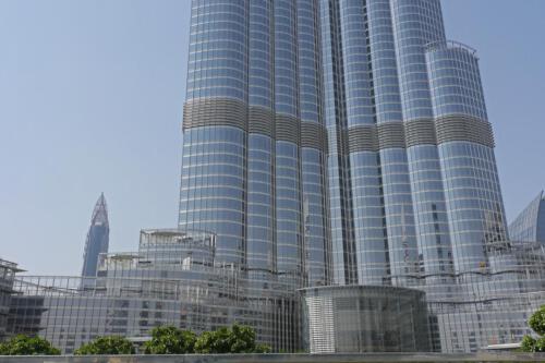 c-UWens Dubai u Co 58