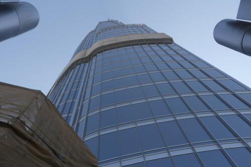 c-UWens Dubai u Co 70