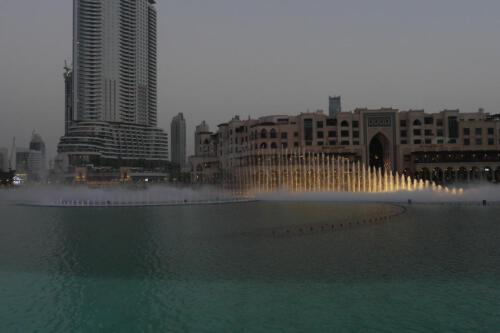 c-UWens Dubai u Co 73