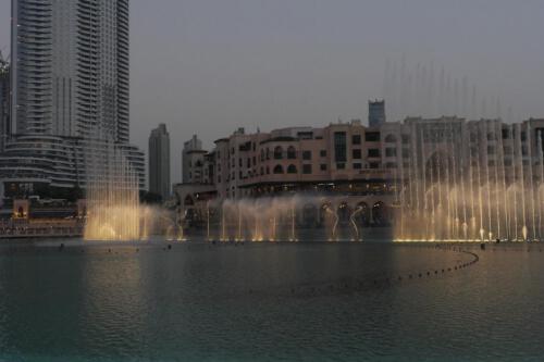 c-UWens Dubai u Co 74