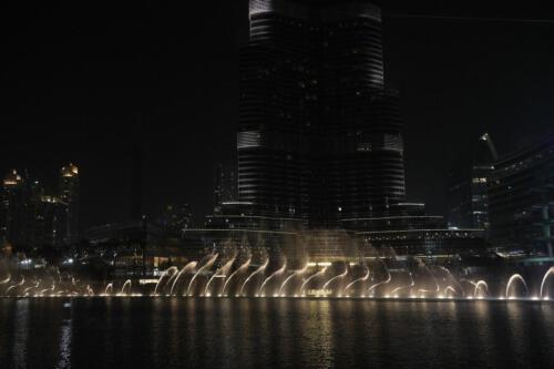 c-UWens Dubai u Co 76a