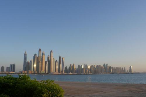 c-UWens Dubai u Co 84