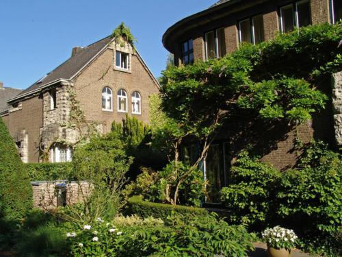 c-UWens KA¼nstlerkolonie 14d